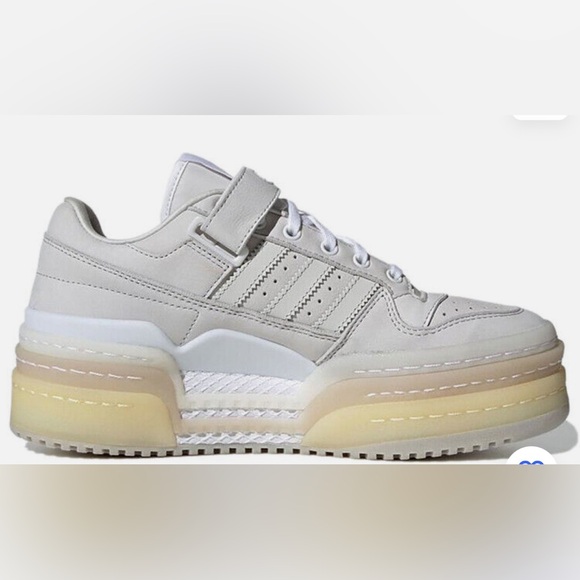 Size 9 - adidas Triple Platforum Low Crystal White. Used-good condition - Picture 2 of 2